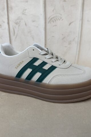 Comfortable casual shoes with thick sole