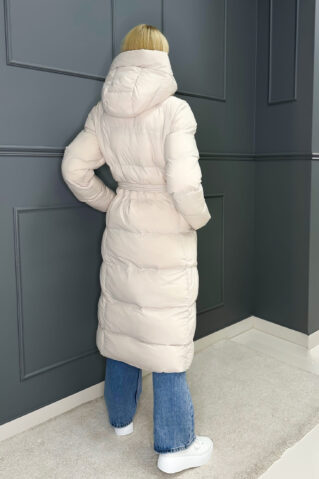 Naiste pikk soe talvejope kapuutsi ja vööga