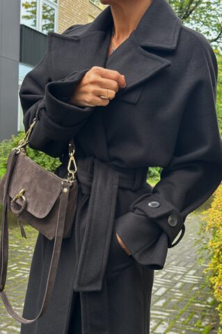 Kvaliteetne talvemantel must