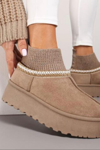 Paksu tallaga UGG stiilis saapad