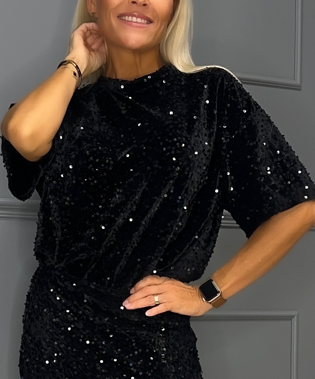 Lühikeste varrukatega litterpluus - Image 2