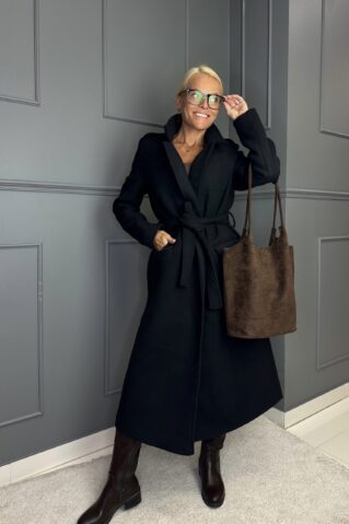 Luksuslik naiste villane talvemantel vööga