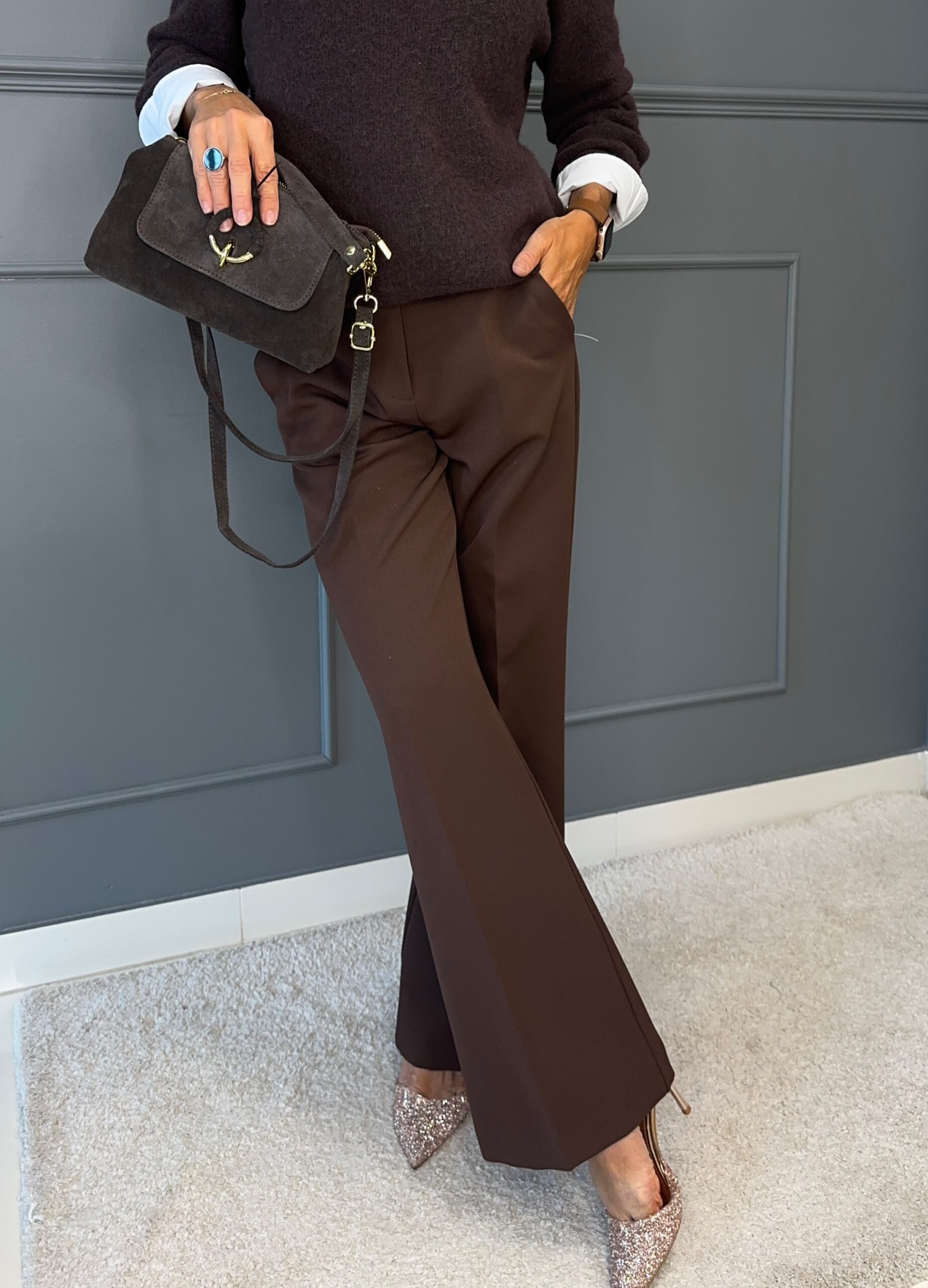 Pruunid sirge lõikega tekstiilpüksid — изображение 4