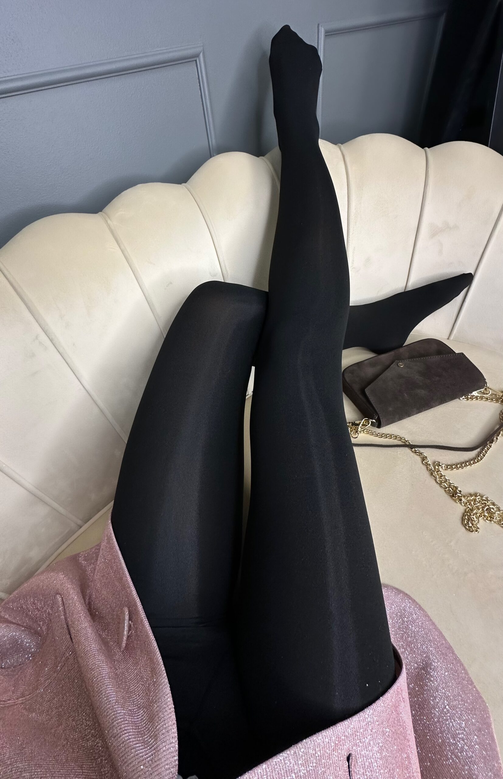 Mustad 300DEN sukkpüksid