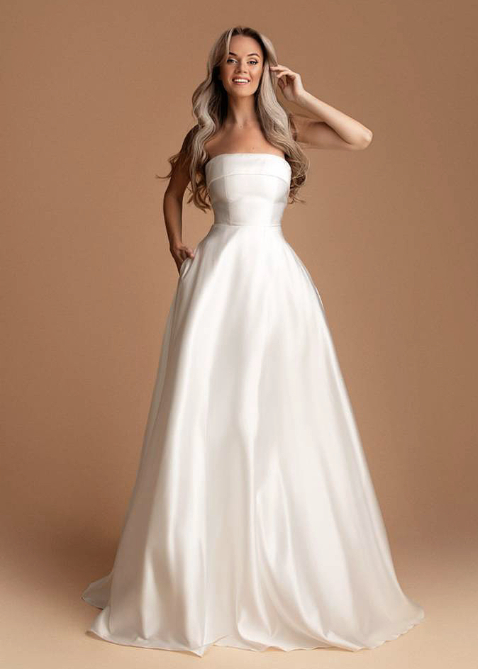 Korseti lõikega maksikleit ja taskutega