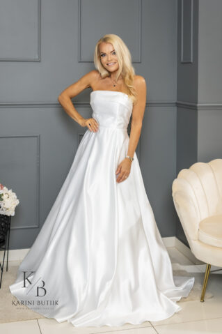 Korseti lõikega valge pulmakleit