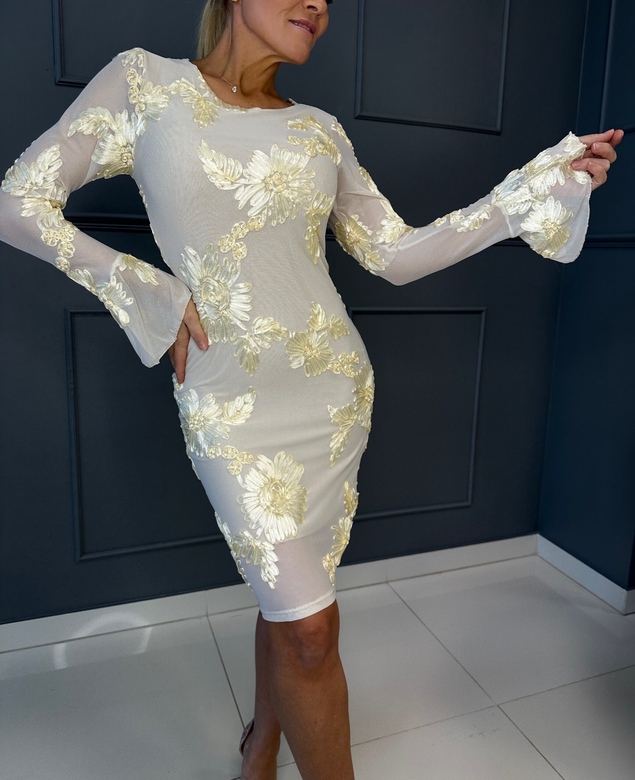 Kerge suvine kleit alusvoodriga