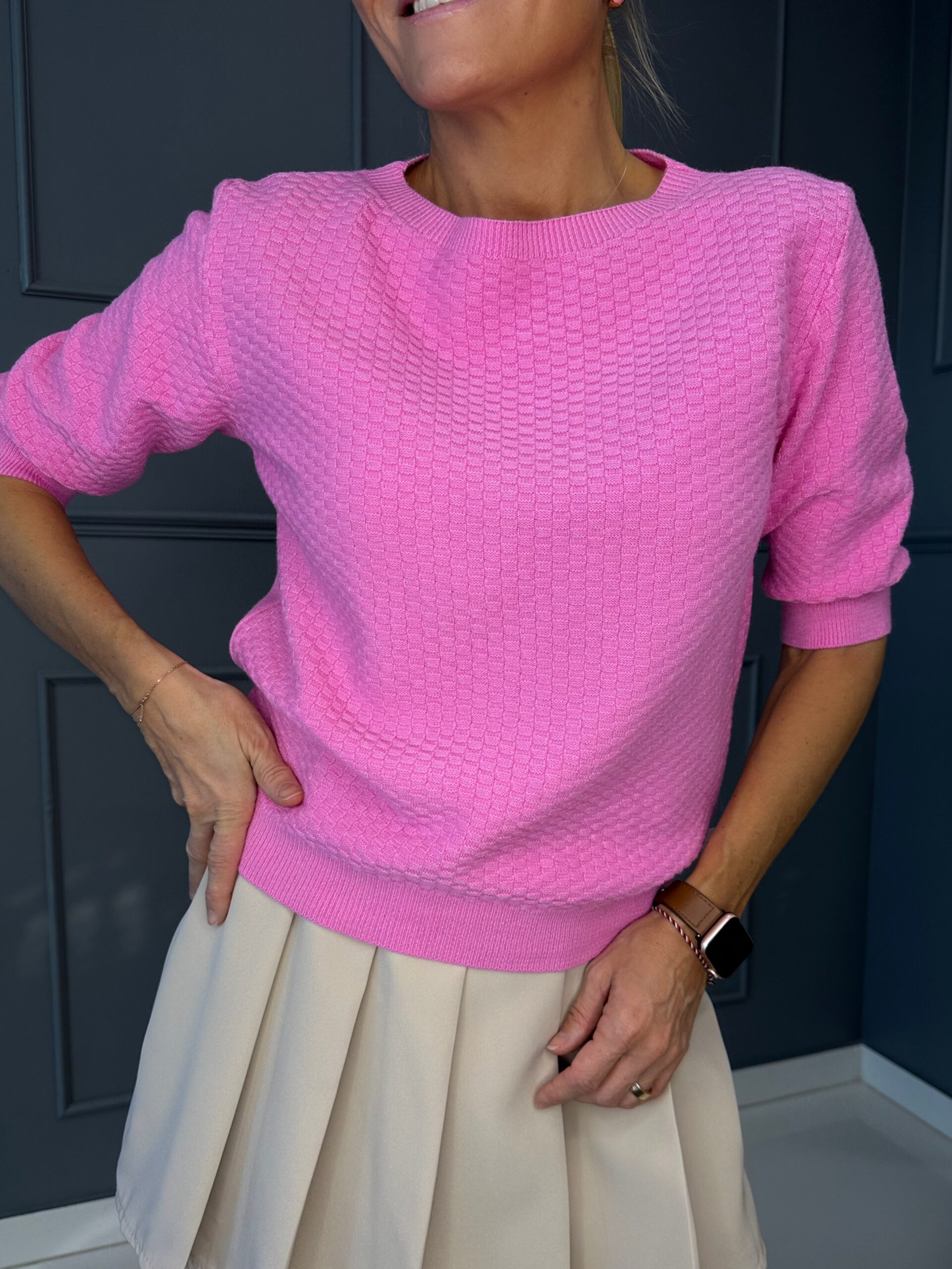 Kerge kootud naiste pluus – virsik, laimiroheline, pastellkollane, fuksia ja helesinine (XS–M)