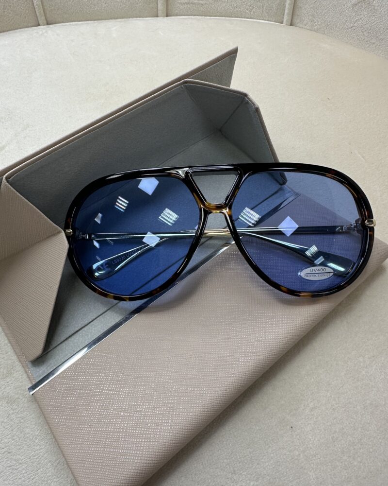 Trendy oversized sunglasses