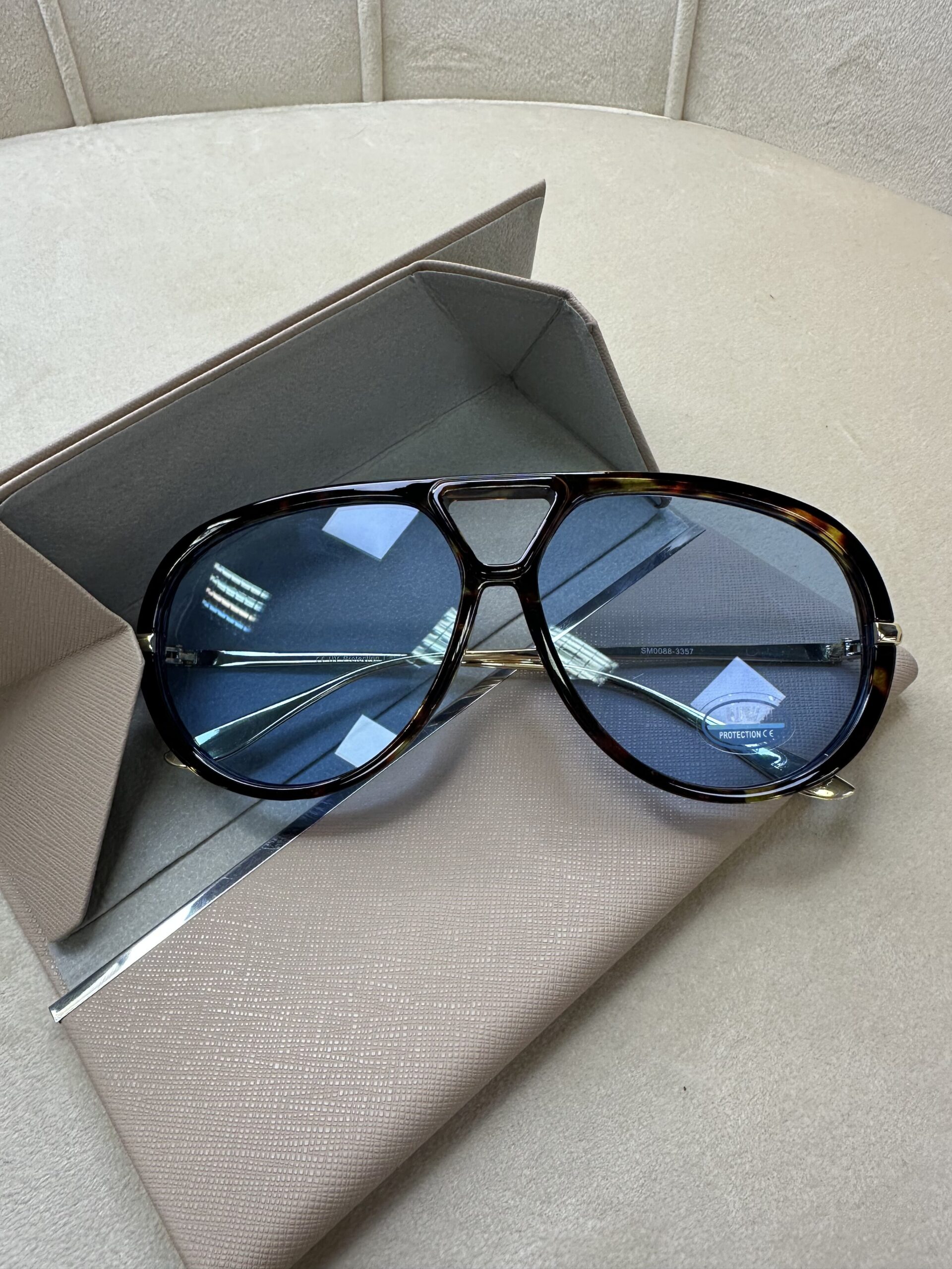 Trendy oversized sunglasses