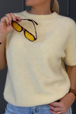 LÜHIKESTE VARRUKATEGA ALPAKA VILLAGA KAMPSUN