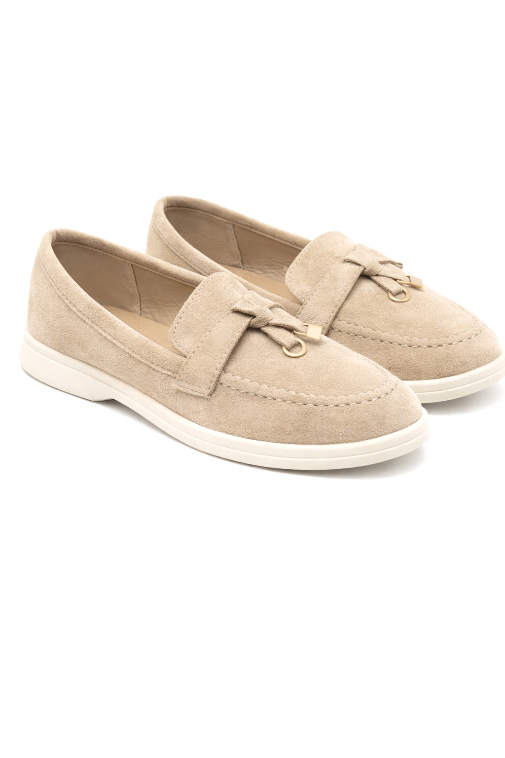 mugavad naiste mokassiinid helebeezis toonis