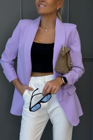 Stiilne kolmveerandvarrukatega pintsak