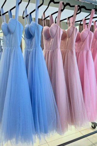 Korsetiga tüllkleit midi pikkuses elegantne pidulik kleit naistele.