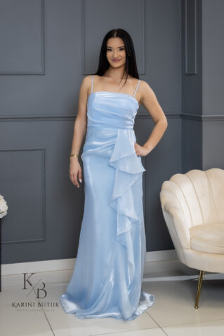 Elegantne maksikleit kooli lõpetamiseks