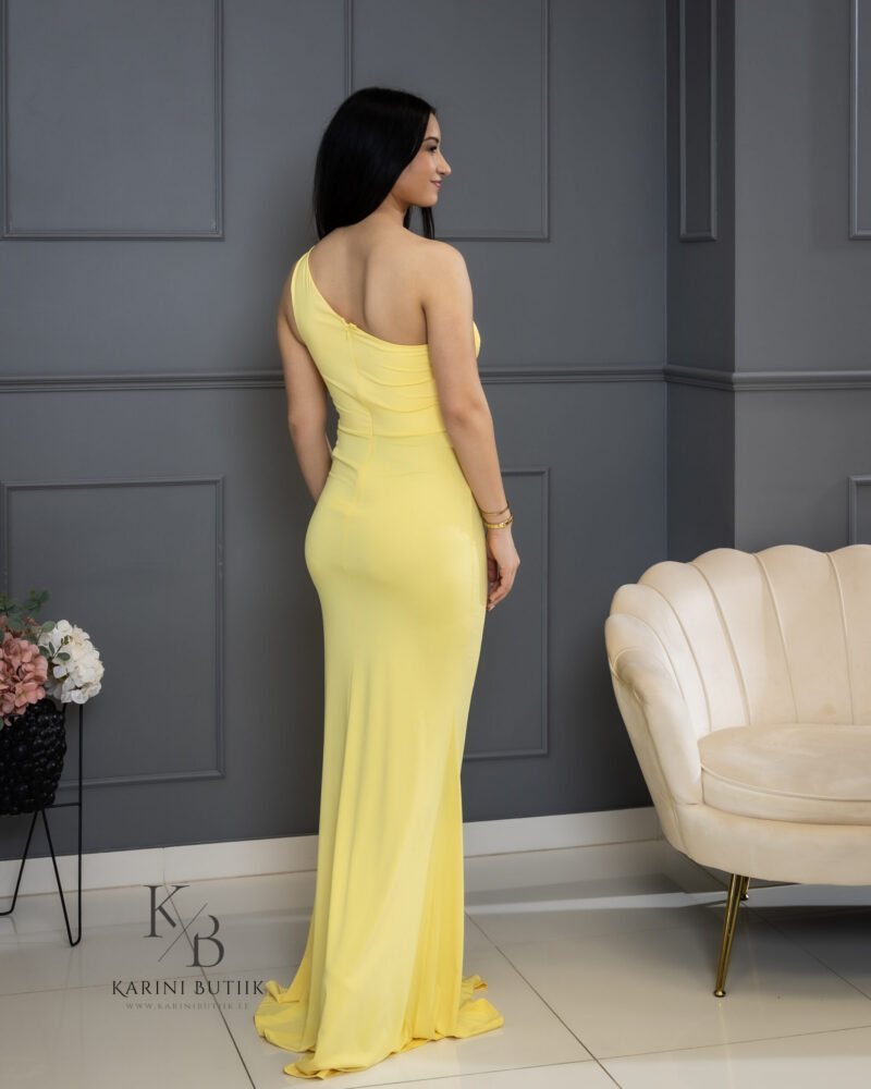 Elegant yellow graduation dress for women