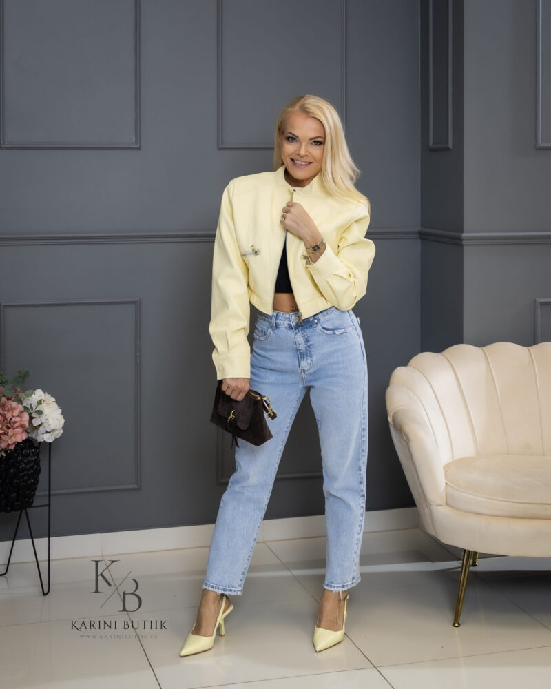 Short faux leather jacket for women